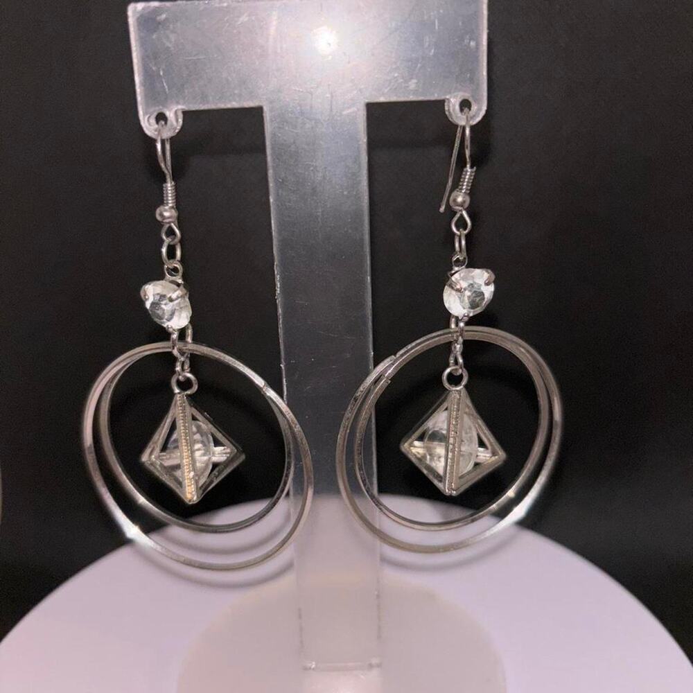 Silver earrings with clear crystal